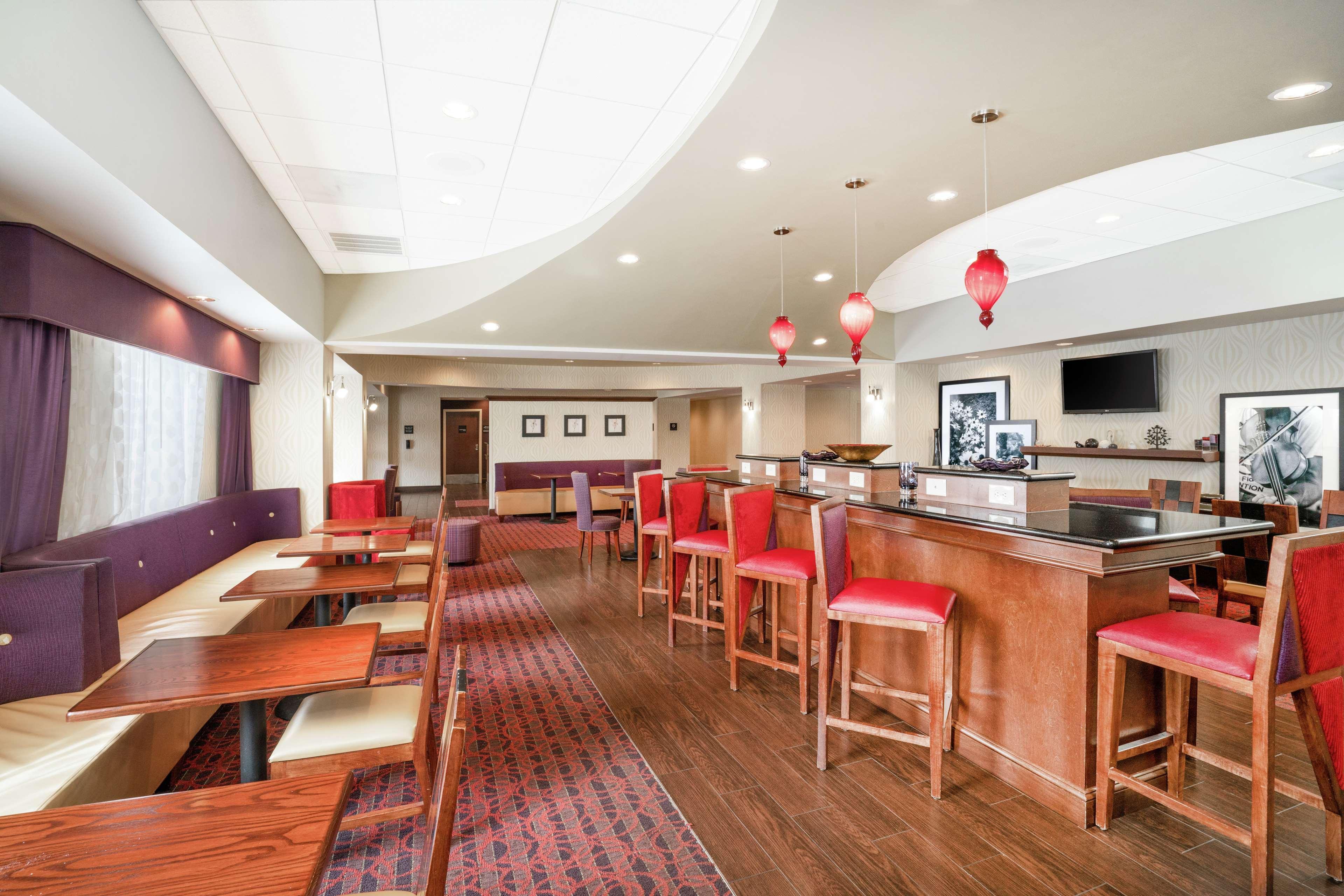 Hampton Inn Richmond - Airport Sandston Exteriör bild