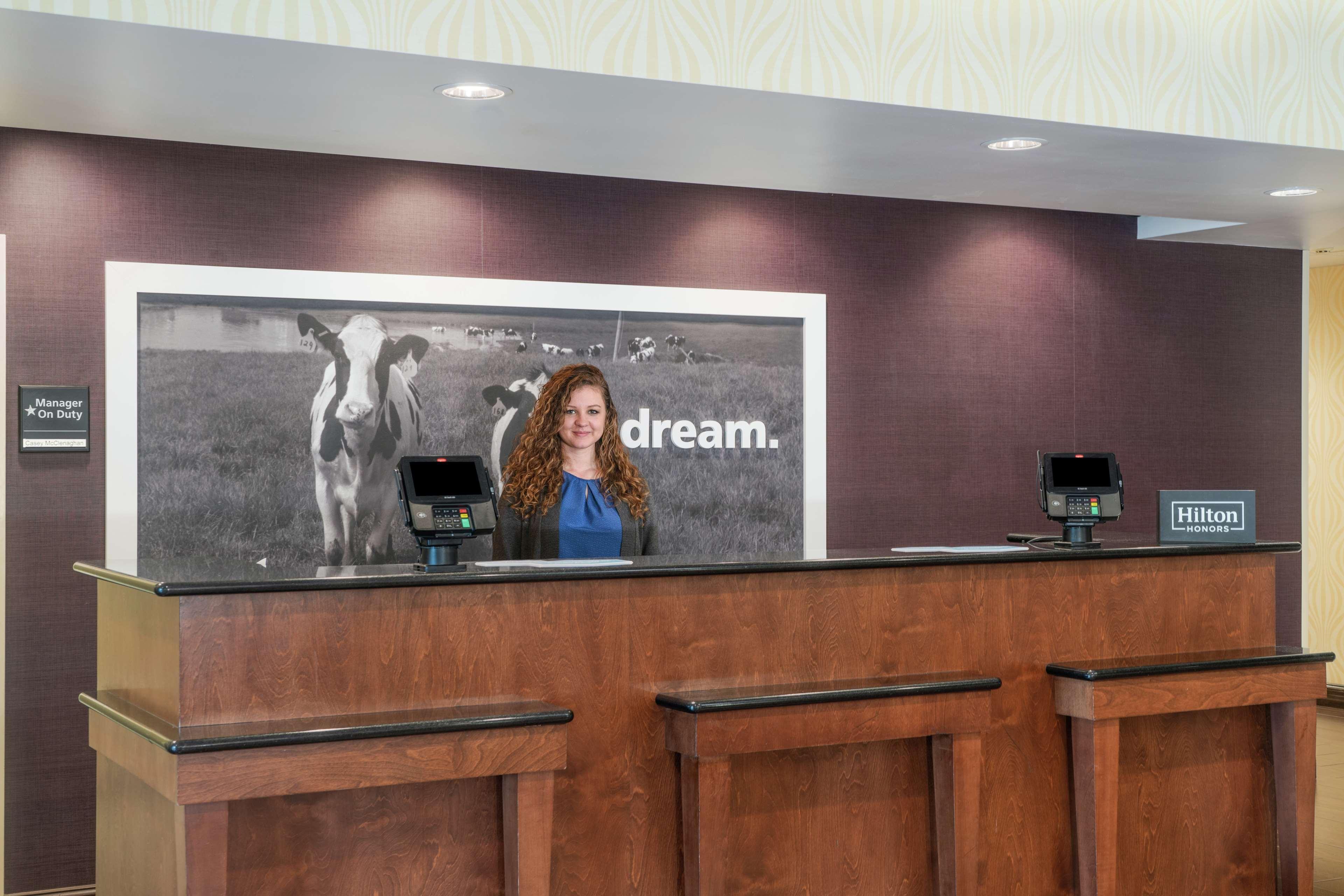 Hampton Inn Richmond - Airport Sandston Exteriör bild
