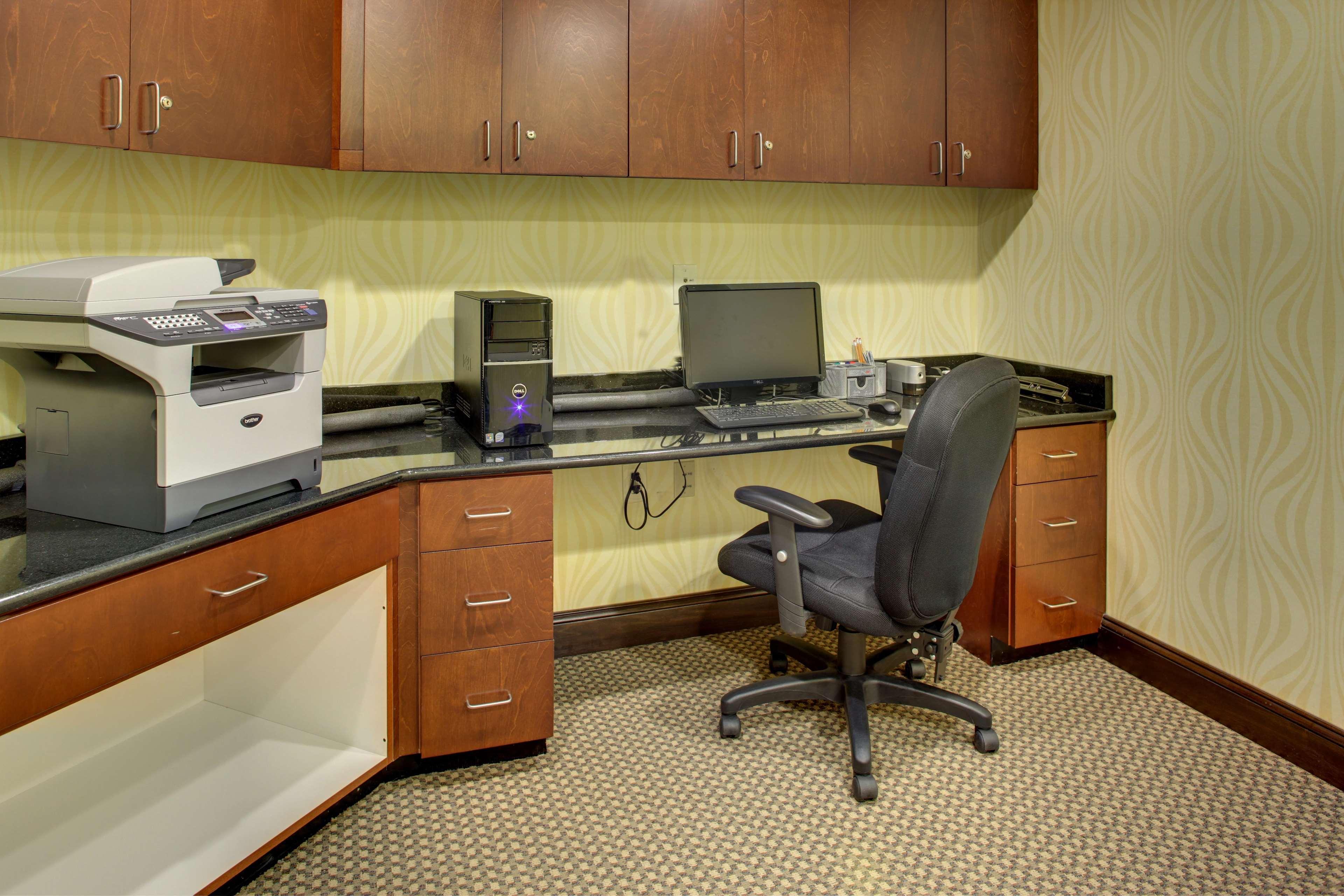 Hampton Inn Richmond - Airport Sandston Exteriör bild