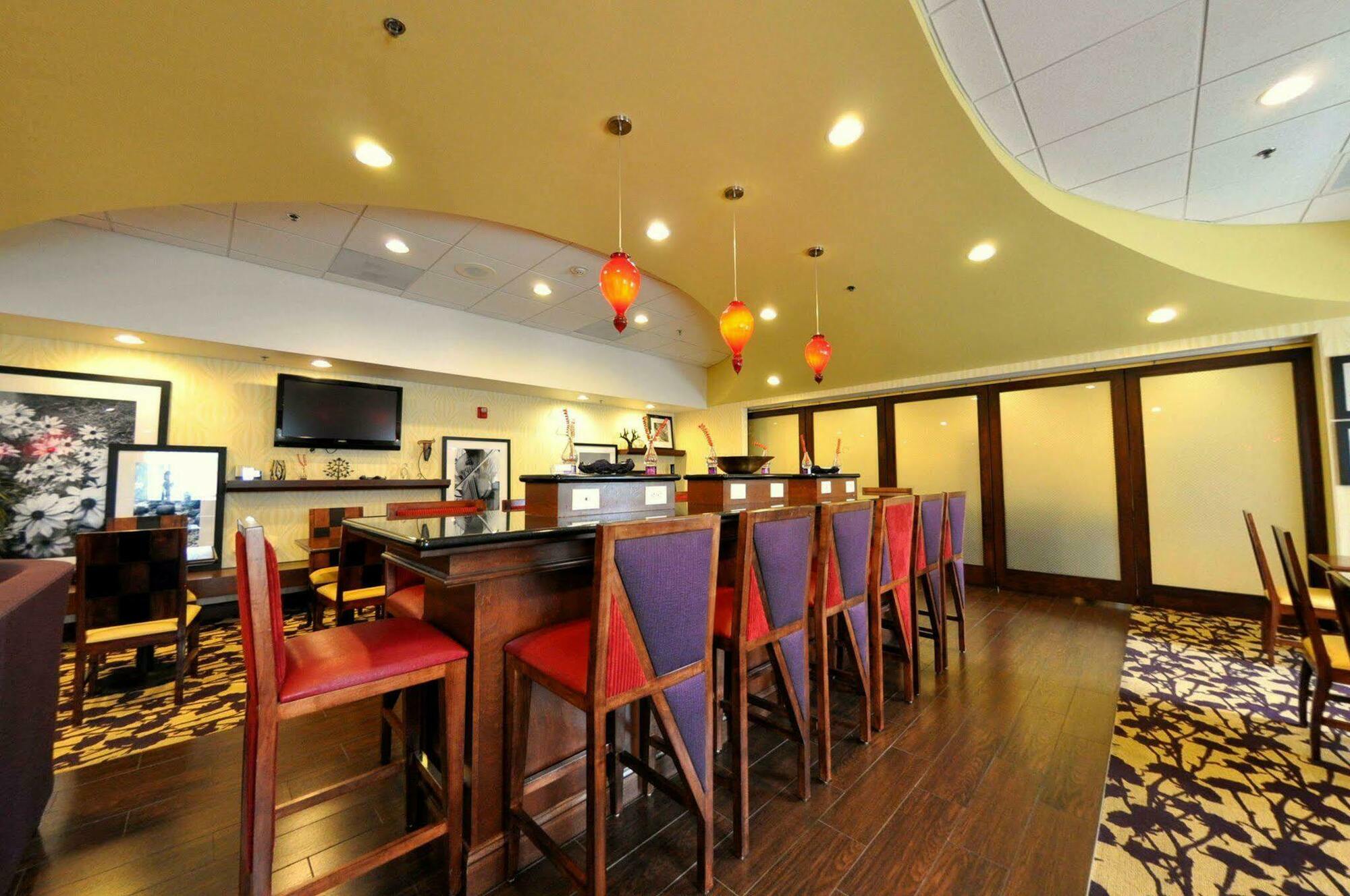 Hampton Inn Richmond - Airport Sandston Restaurang bild