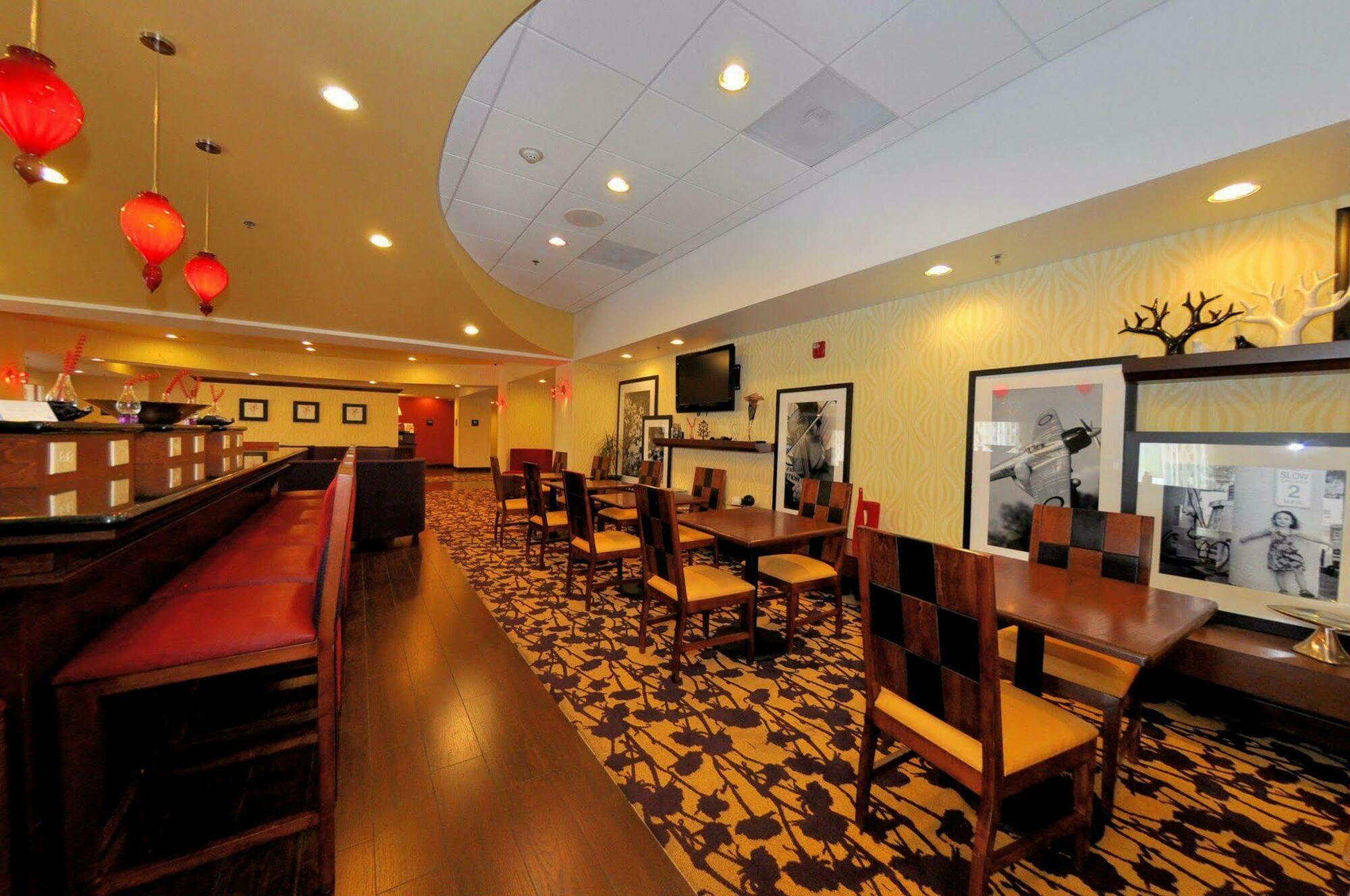 Hampton Inn Richmond - Airport Sandston Restaurang bild