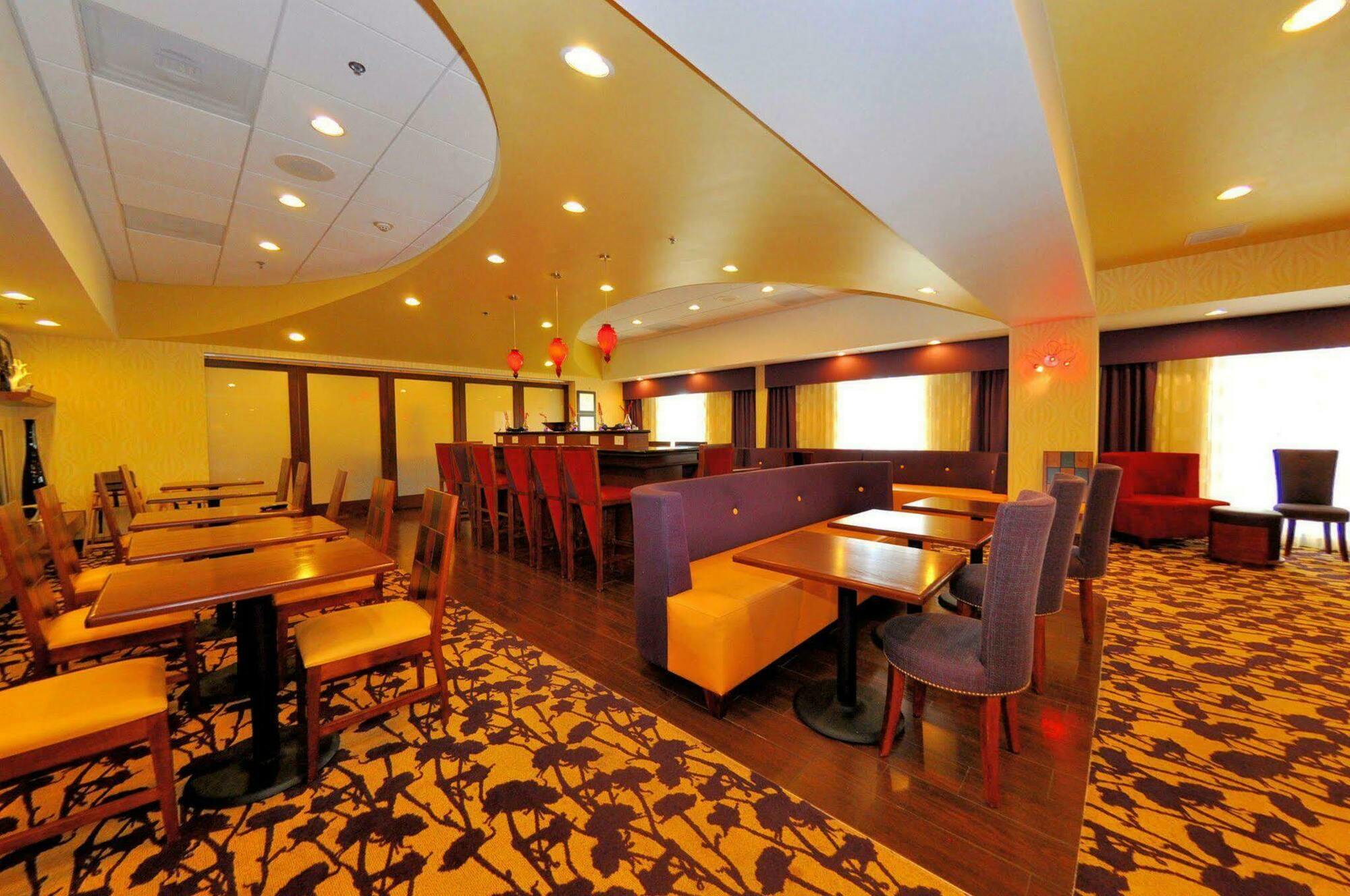 Hampton Inn Richmond - Airport Sandston Restaurang bild